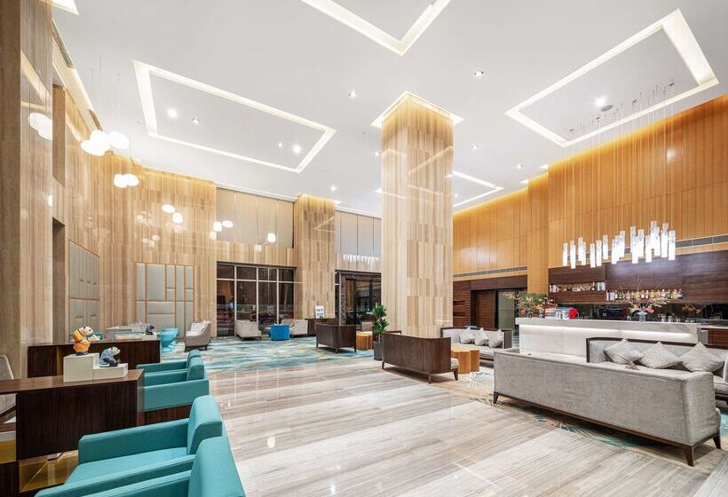 هتل Hilton Garden Inn Chengdu Huayang