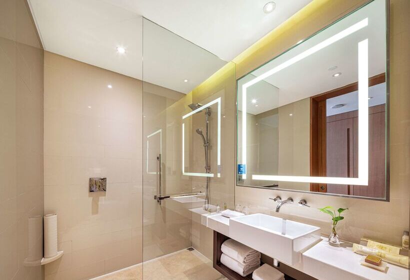 هتل Hilton Garden Inn Chengdu Huayang