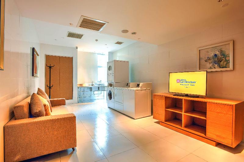 هتل Hilton Garden Inn Chengdu Huayang