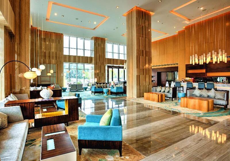 هتل Hilton Garden Inn Chengdu Huayang