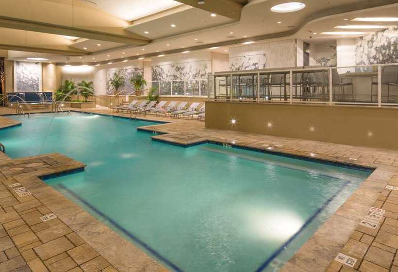 هتل Hilton Grand Vacations Club Ocean 22 Myrtle Beach