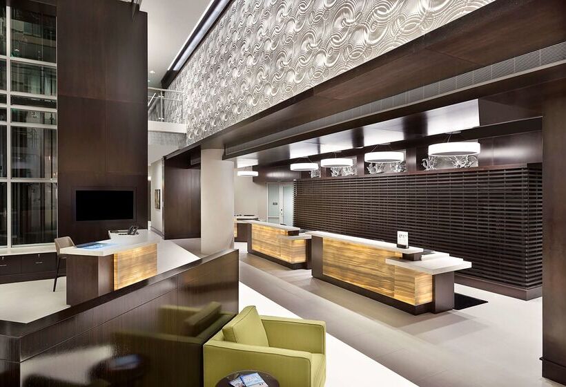 هتل Hilton Grand Vacations Club Ocean 22 Myrtle Beach