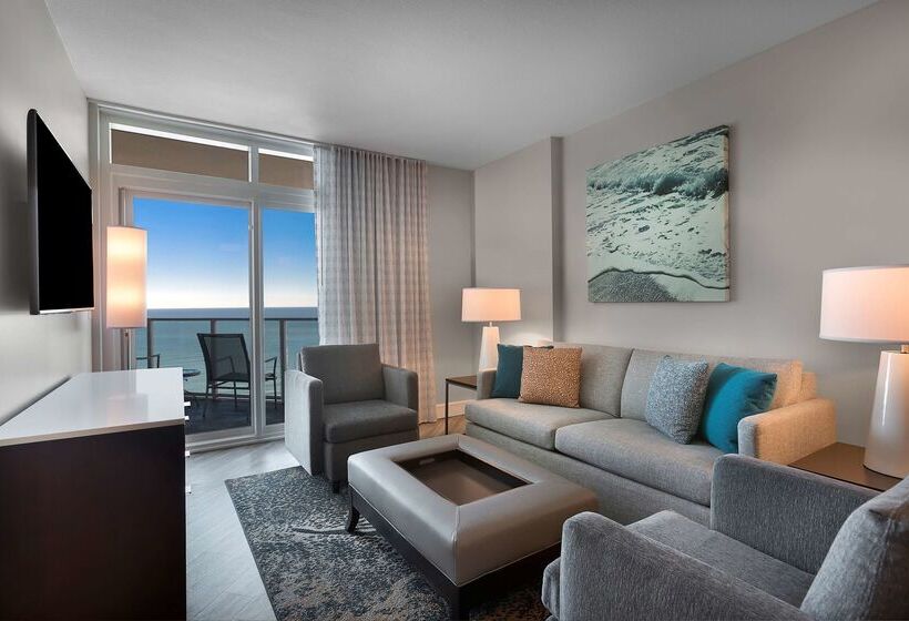 هتل Hilton Grand Vacations Club Ocean 22 Myrtle Beach