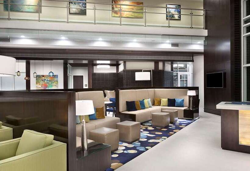 هتل Hilton Grand Vacations Club Ocean 22 Myrtle Beach