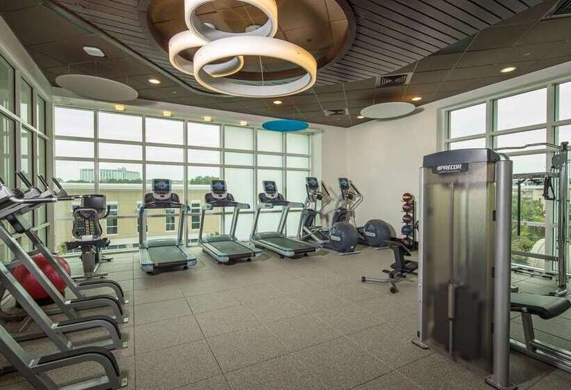 هتل Hilton Grand Vacations Club Ocean 22 Myrtle Beach