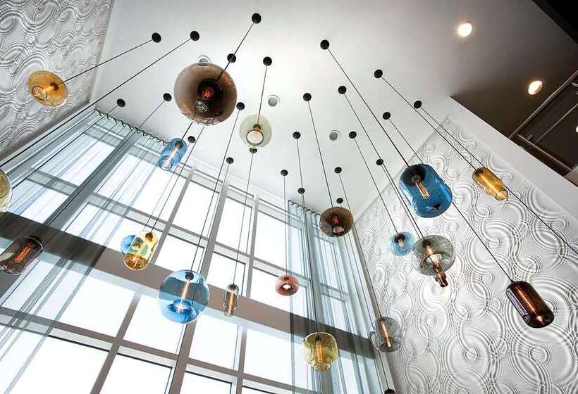 هتل Hilton Grand Vacations Club Ocean 22 Myrtle Beach