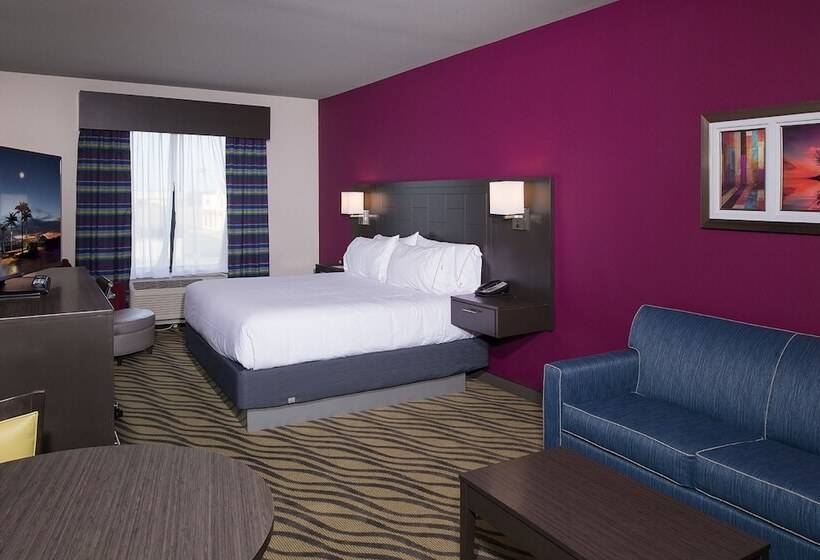 فندق Holiday Inn Express Hutchison, An Ihg