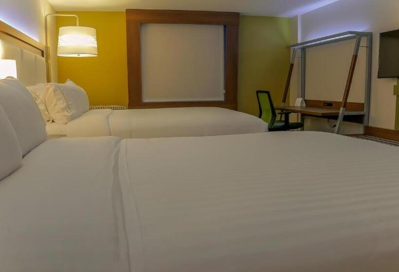 فندق Holiday Inn Express & Suites Miami Airport East, An Ihg