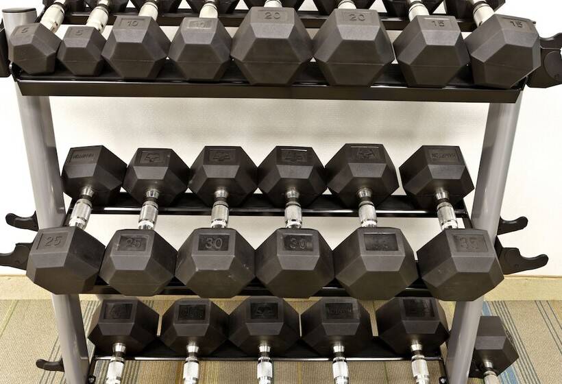 فندق Holiday Inn Express & Suites Monroe, An Ihg