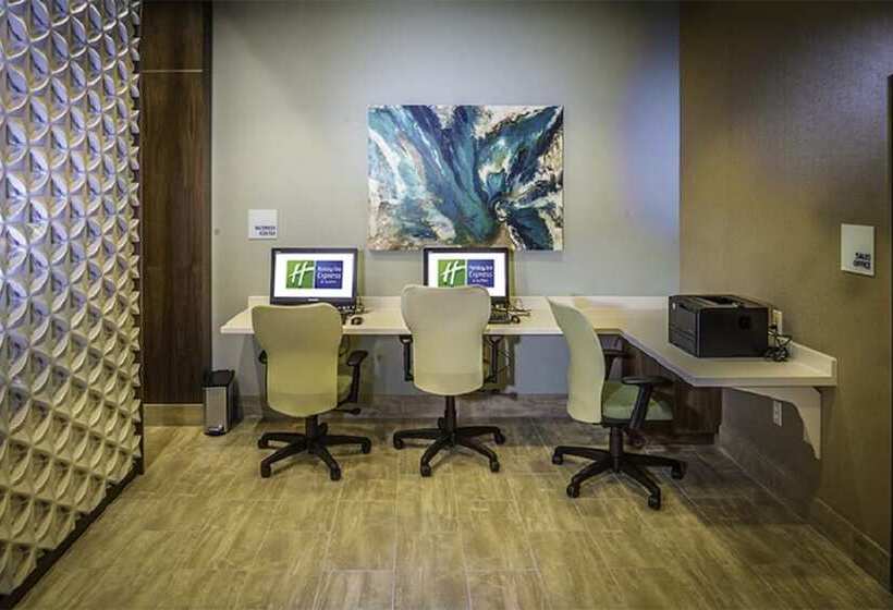 Отель Holiday Inn Express & Suites Salt Lake City South Murray By Ihg