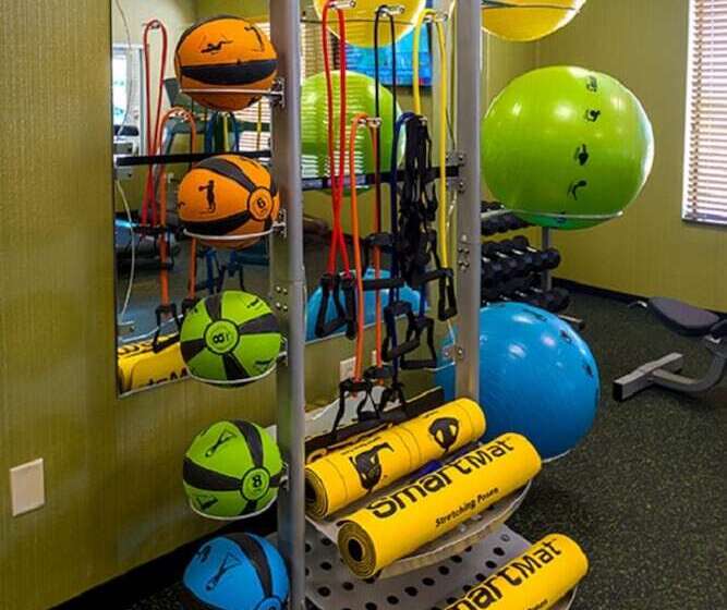 Отель Holiday Inn Express & Suites Salt Lake City South Murray By Ihg