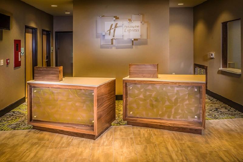 Отель Holiday Inn Express & Suites Salt Lake City South Murray By Ihg