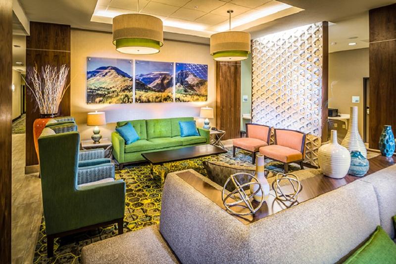 Отель Holiday Inn Express & Suites Salt Lake City South Murray By Ihg