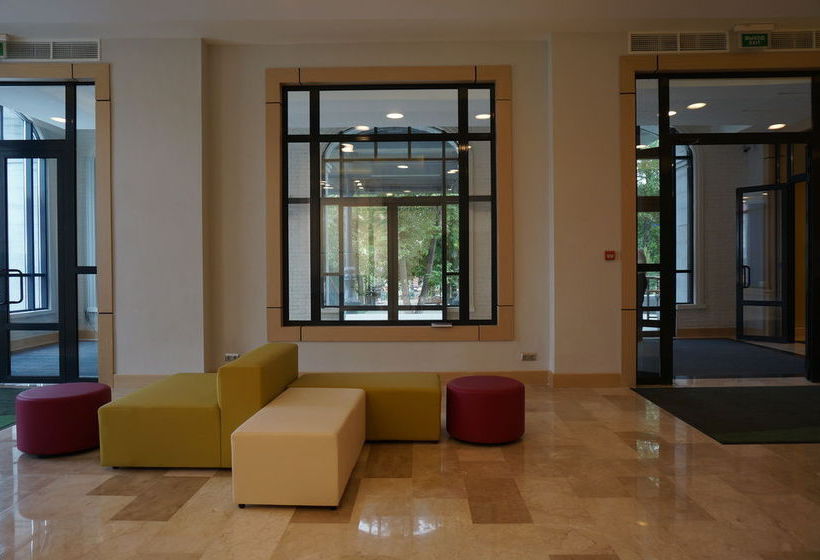 Отель Nesterov Plaza