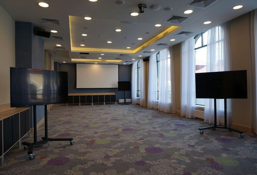 Отель Nesterov Plaza