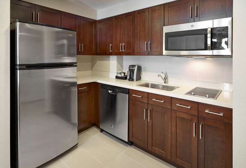 فندق Homewood Suites By Hilton Halifax Downtown