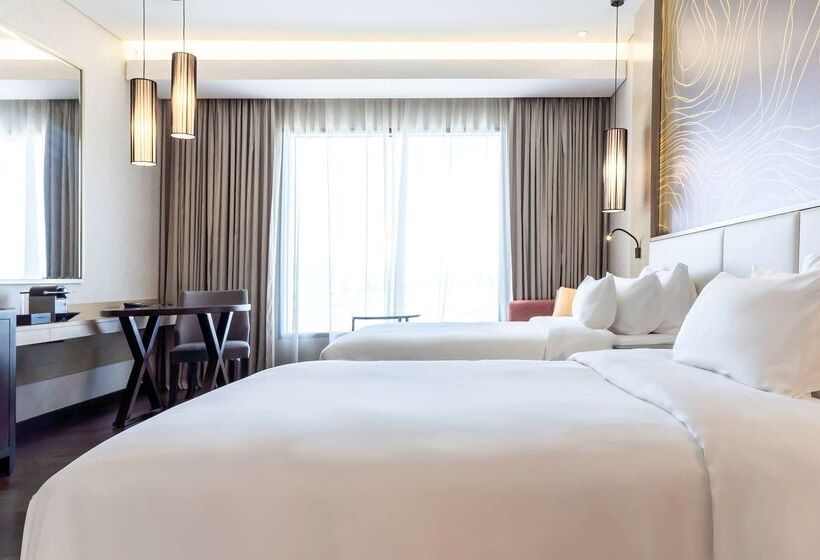 هتل Radisson Collection Muscat, Hormuz Grand