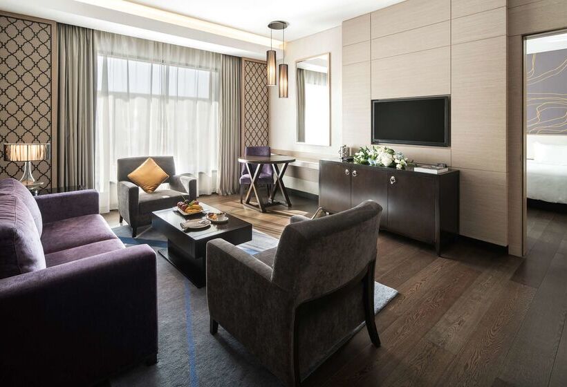 هتل Radisson Collection Muscat, Hormuz Grand