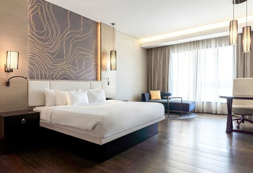 هتل Radisson Collection Muscat, Hormuz Grand