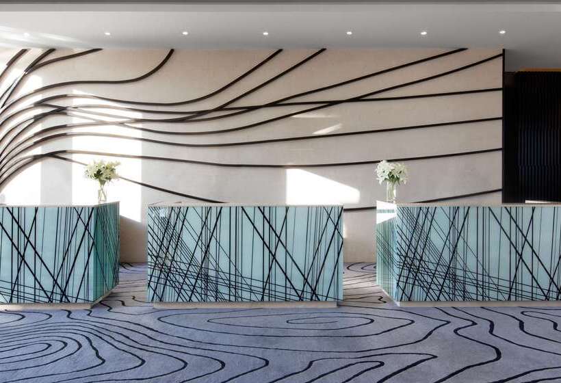 هتل Radisson Collection Muscat, Hormuz Grand