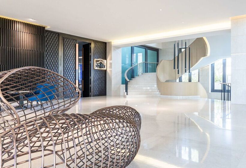 هتل Radisson Collection Muscat, Hormuz Grand