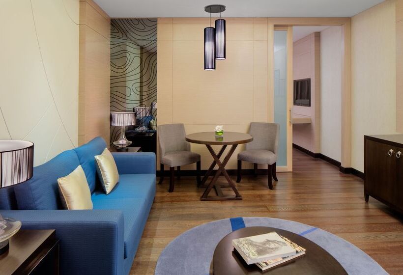 هتل Radisson Collection Muscat, Hormuz Grand