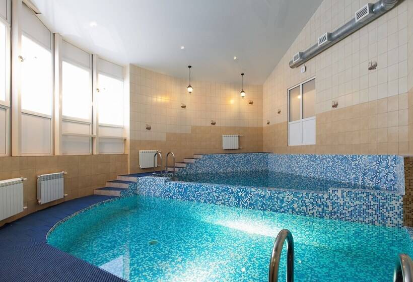 فندق House Of The Hunter