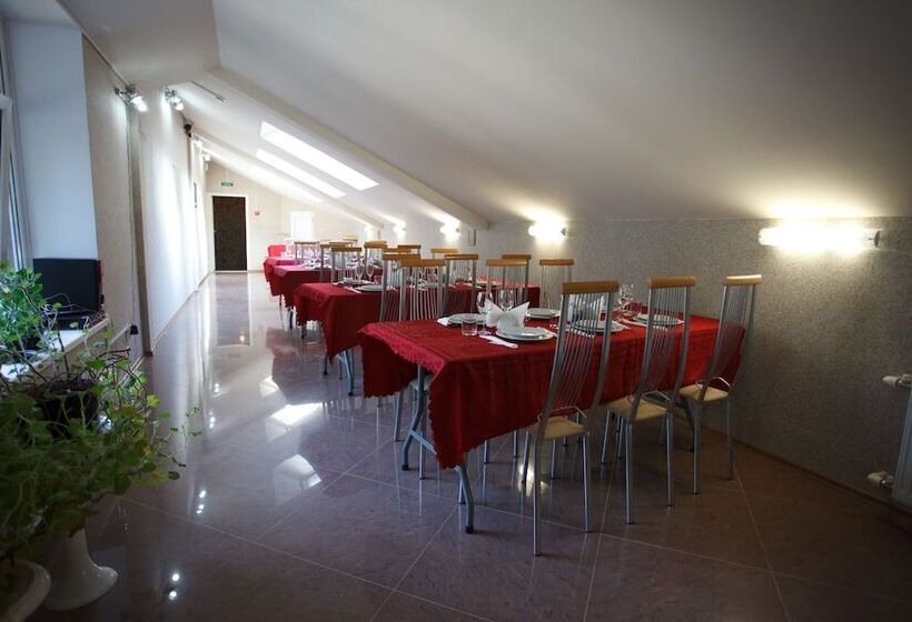 فندق House Of The Hunter