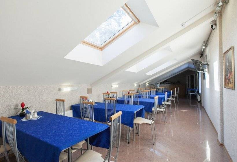 فندق House Of The Hunter