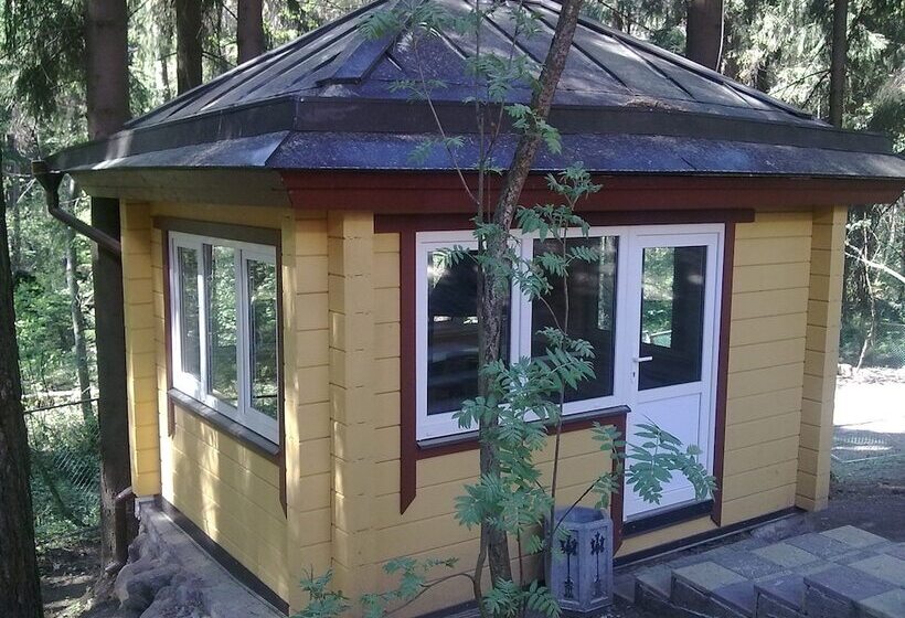 فندق House Of The Hunter