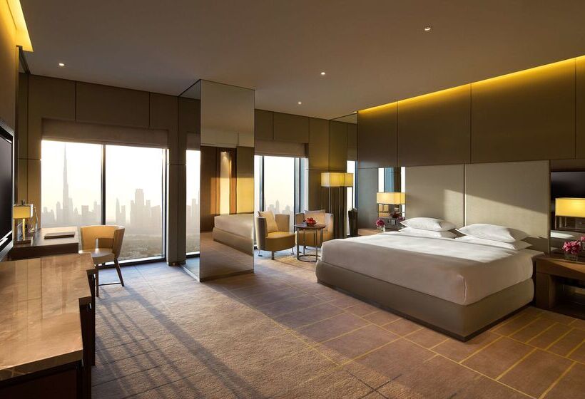 Отель Hyatt Regency Dubai Creek Heights