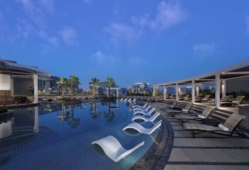 Отель Hyatt Regency Dubai Creek Heights