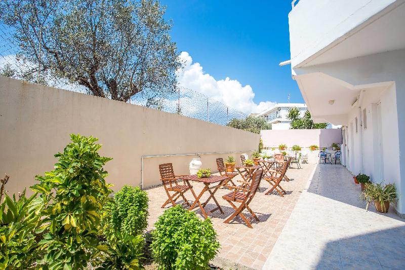 فندق Iatridis Studios