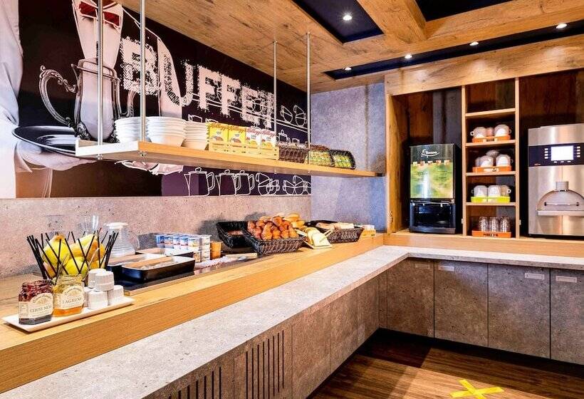 هتل Ibis Budget Bordeaux Centre Mériadeck