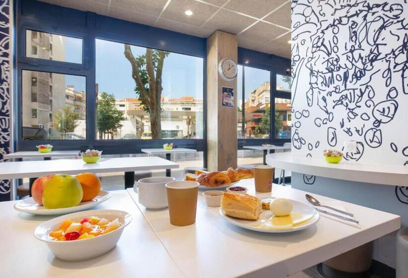 فندق Ibis Budget Marseille Timone
