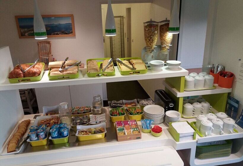 Отель Ibis Budget Marseille Valentine