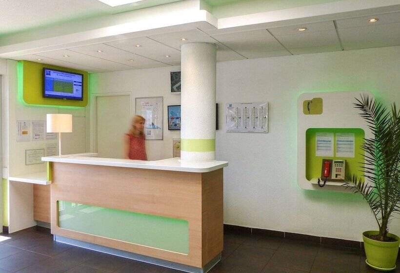 Отель Ibis Budget Marseille Valentine