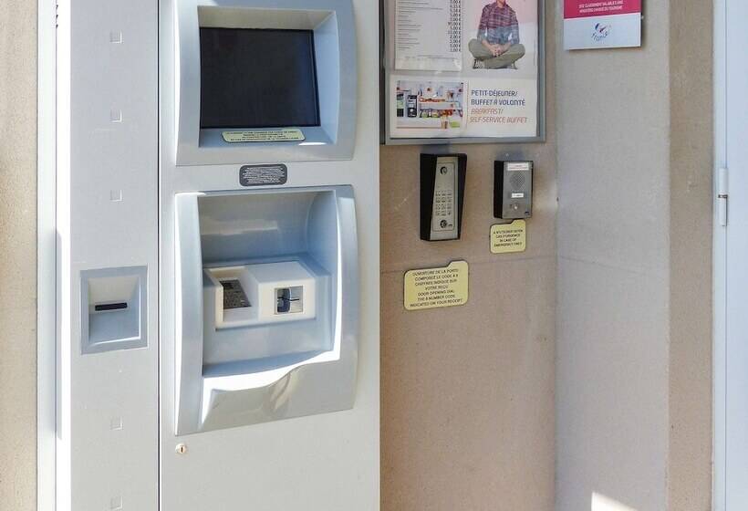 Отель Ibis Budget Marseille Valentine