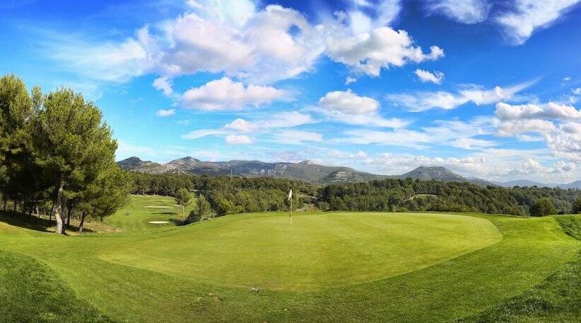 Отель Ibis Budget Marseille Valentine