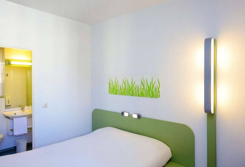 Отель Ibis Budget Marseille Valentine