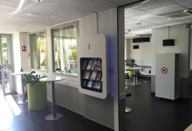 בית מלון כפרי Ibis Budget Nice Palais Nikaia