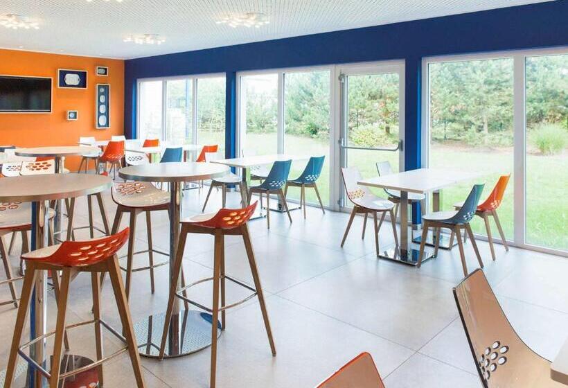 ホテル Ibis Styles La Louviere