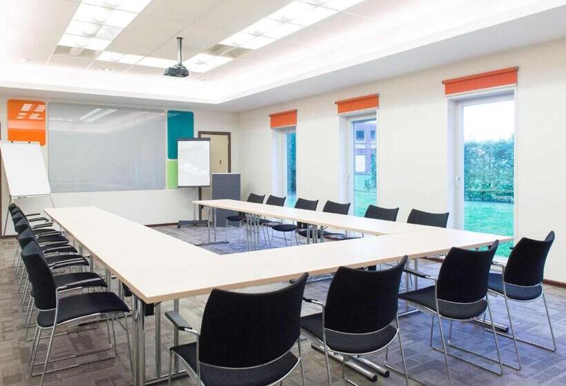 ホテル Ibis Styles La Louviere