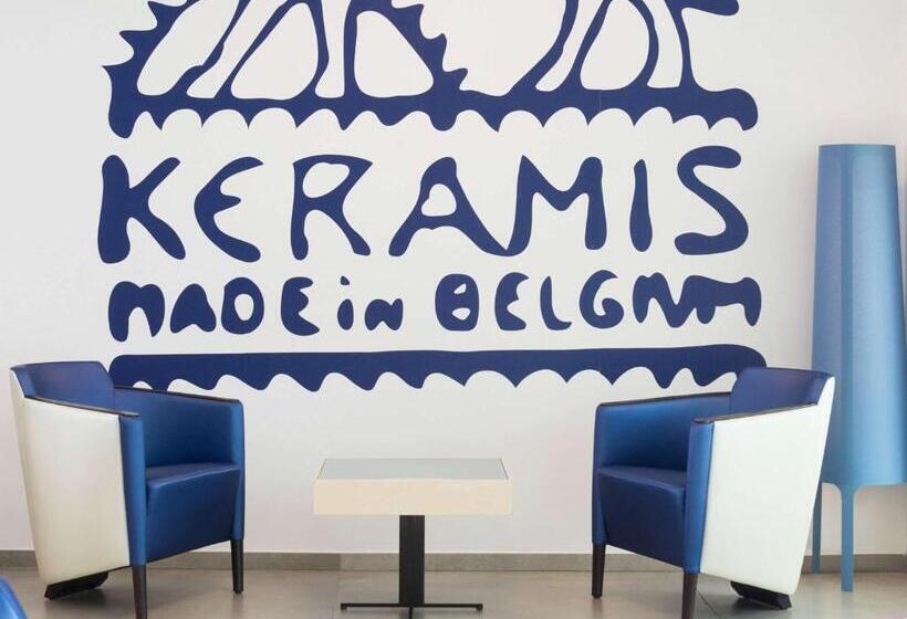 ホテル Ibis Styles La Louviere