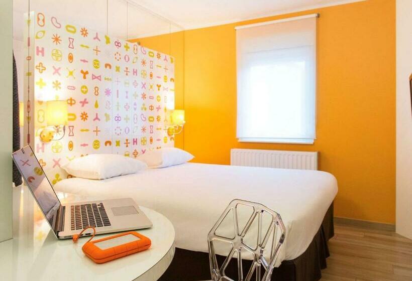 ホテル Ibis Styles La Louviere