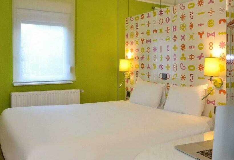 ホテル Ibis Styles La Louviere