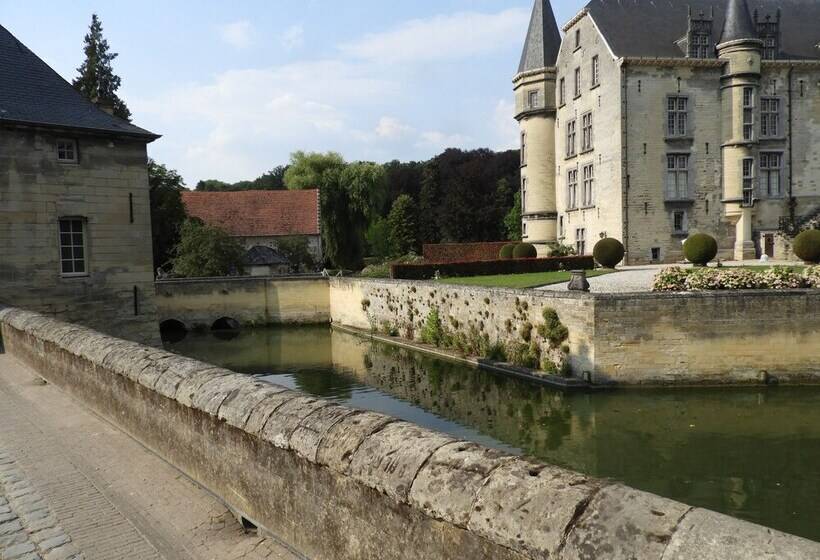 בית מלון כפרי Kasteel Schaloen