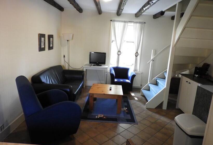 בית מלון כפרי Kasteel Schaloen