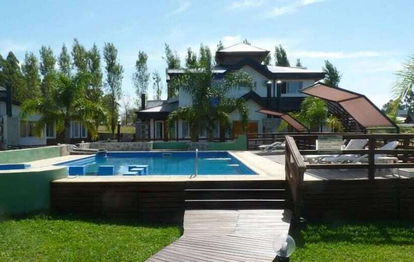 בית מלון כפרי La Loma