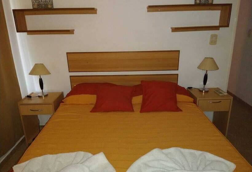 בית מלון כפרי La Loma